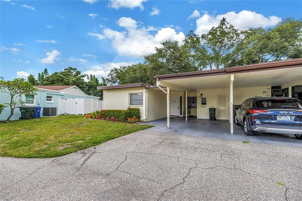 2 bed, 2.0 bath, 1545 sqft, $2,000 — Photo 2