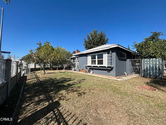 2nd image of 20955 Saticoy St #20955