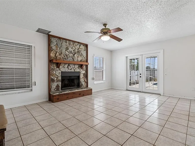2620 Giant Pl — Photo 45