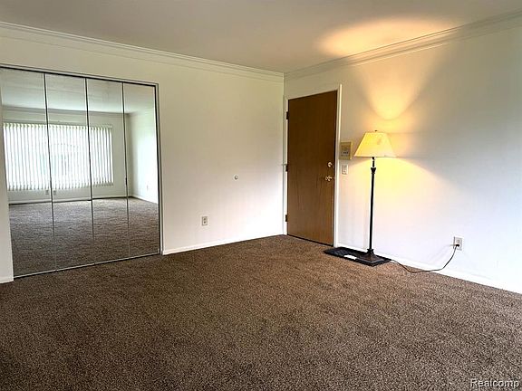5th image of 1245 Derby Rd Unit 4