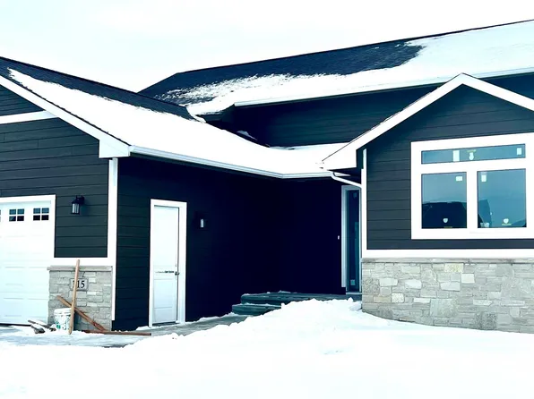 115 Saint Charles Cir, Harrisburg, SD 57032