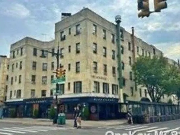 21-78 35 Street #5F, Astoria, NY 11105