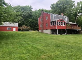 120 Sleepy Hollow Rd, North Stonington, CT 06359