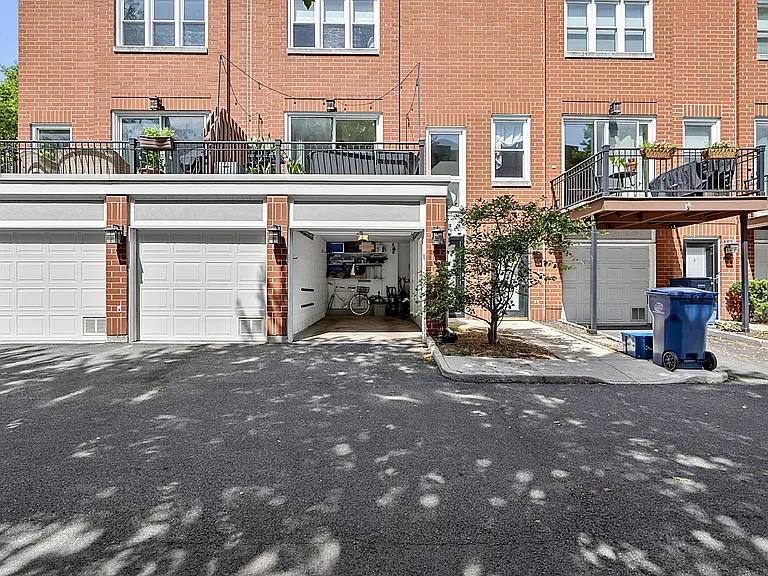 2809 N Wolcott Ave #I — Photo 14