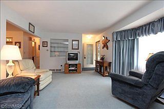 3rd image of 2778 Northville Dr NE