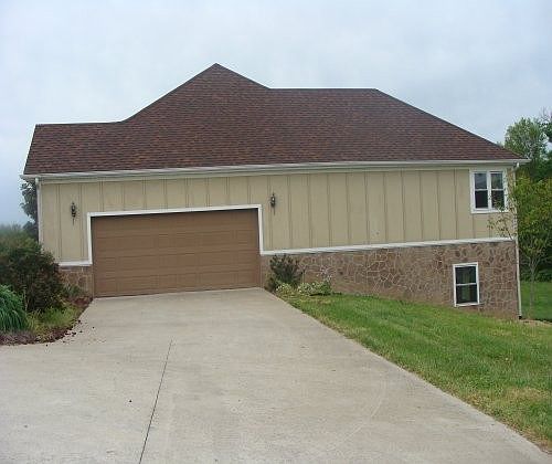 2nd image of 1360 Herrington Hls