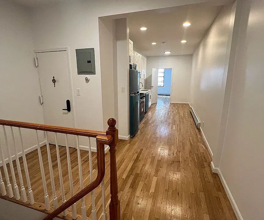 329 Menahan St #1A