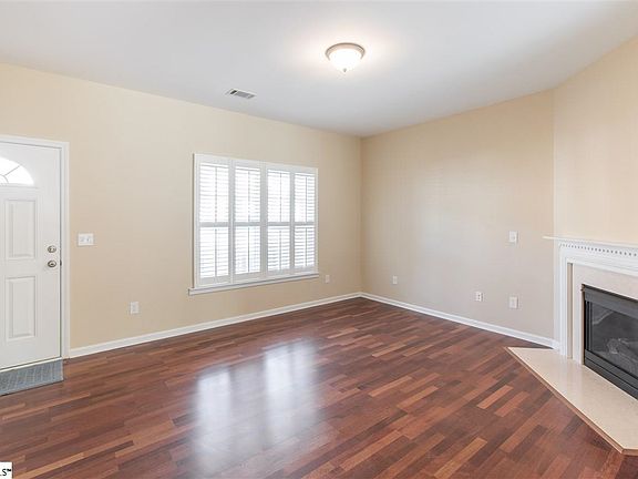 5th image of 236 Cedar Crossing Ln