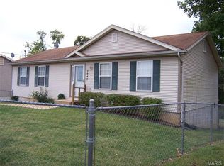 2047 Pearl Dr, Arnold, MO 63010