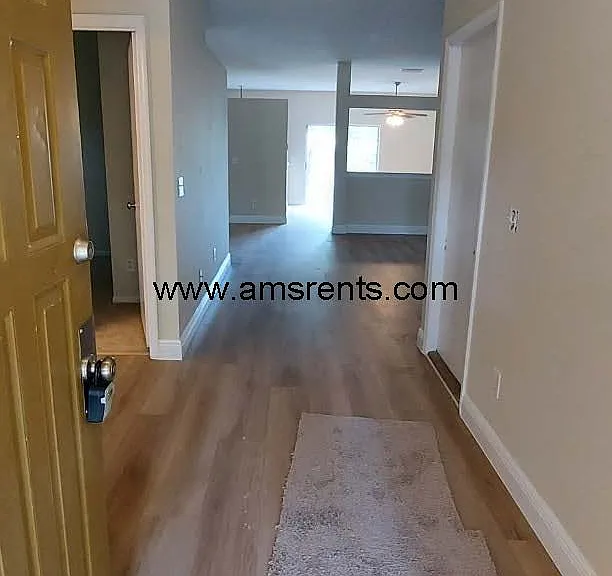 1812 Concord Dr — Photo 4