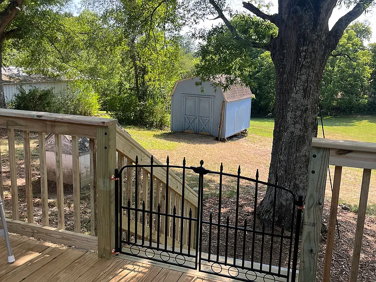 20171 Sam Rd — Photo 2