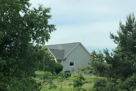 2nd image of 1300 Hunters Trace Dr NE