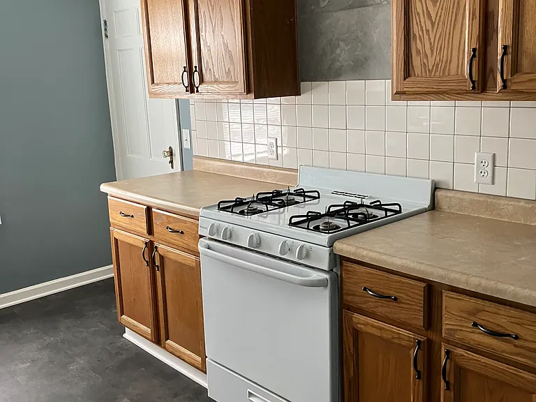 1414 Dawson St — Photo 10