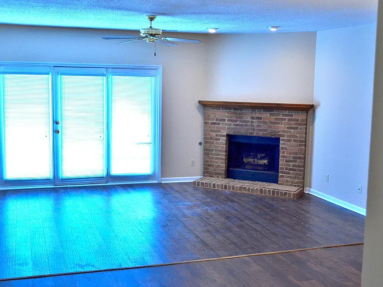 10508 Raven Ct — Photo 2