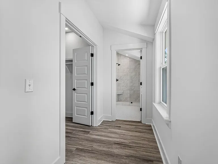 405 Oak Hammock Ct — Photo 39