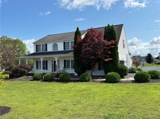 6407 Tulipwood Ln, Jamesville, NY 13078