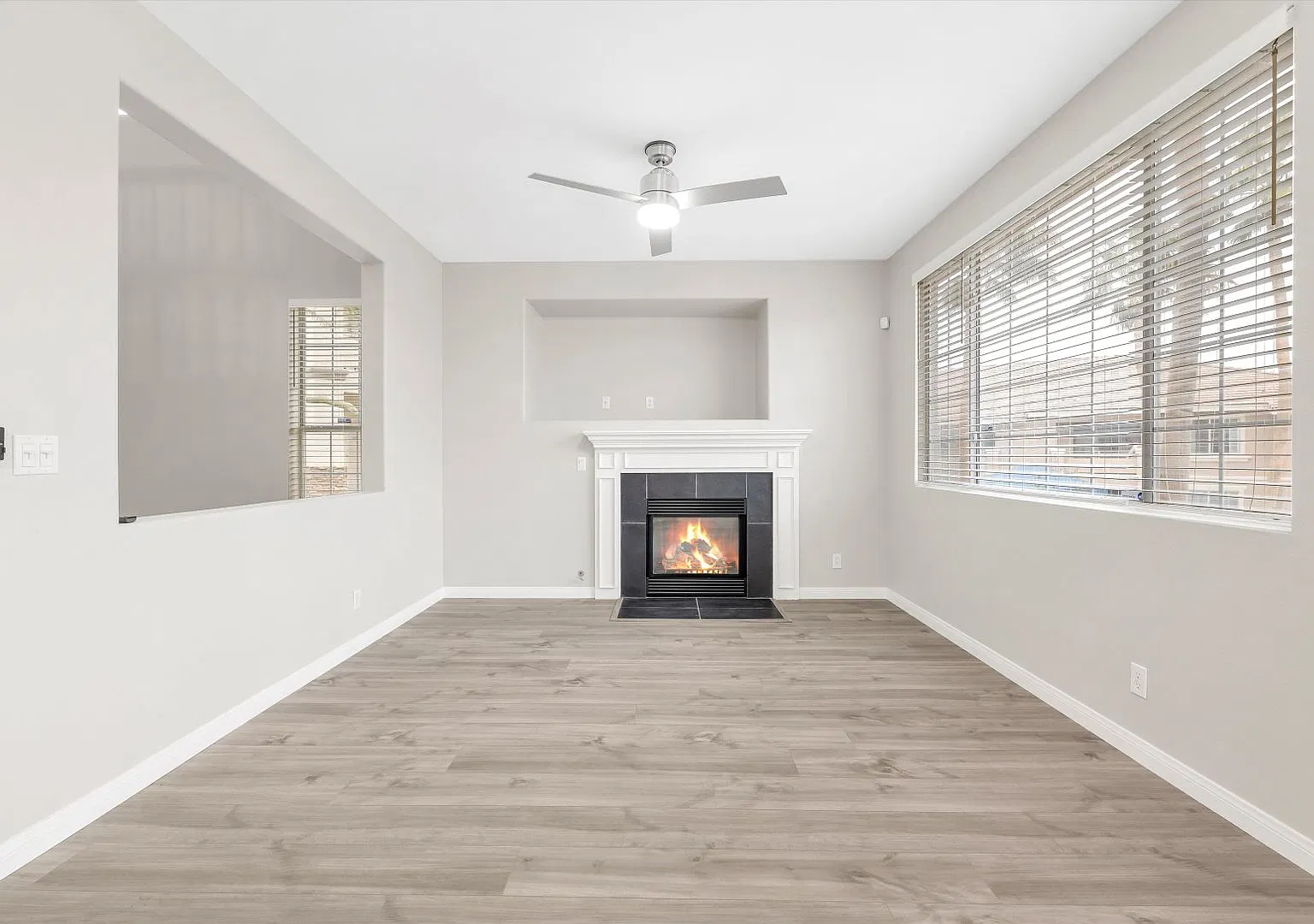 9901 Trailwood Dr — Photo 4