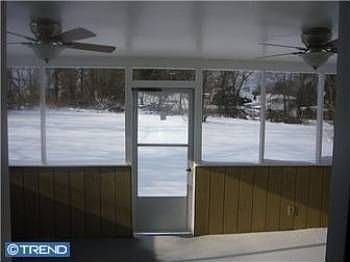 2nd image of 1059 Snyder Ave