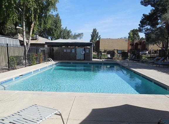 3rd image of 286 W Palomino Dr #Usa-23