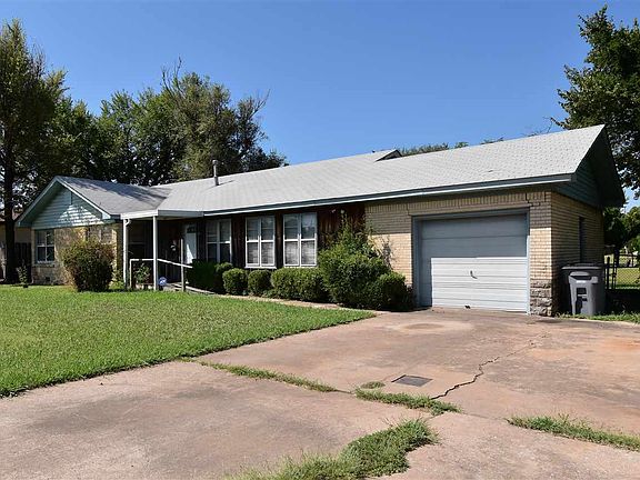 3rd image of 1446 NW 23rd St