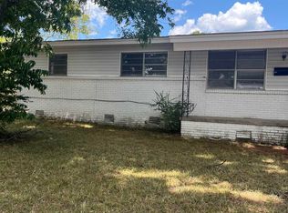 8000 Pinto Trl, Sherwood, AR 72120