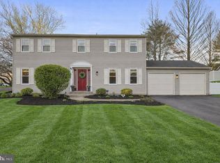 487 Old Mill Dr, Langhorne, PA
