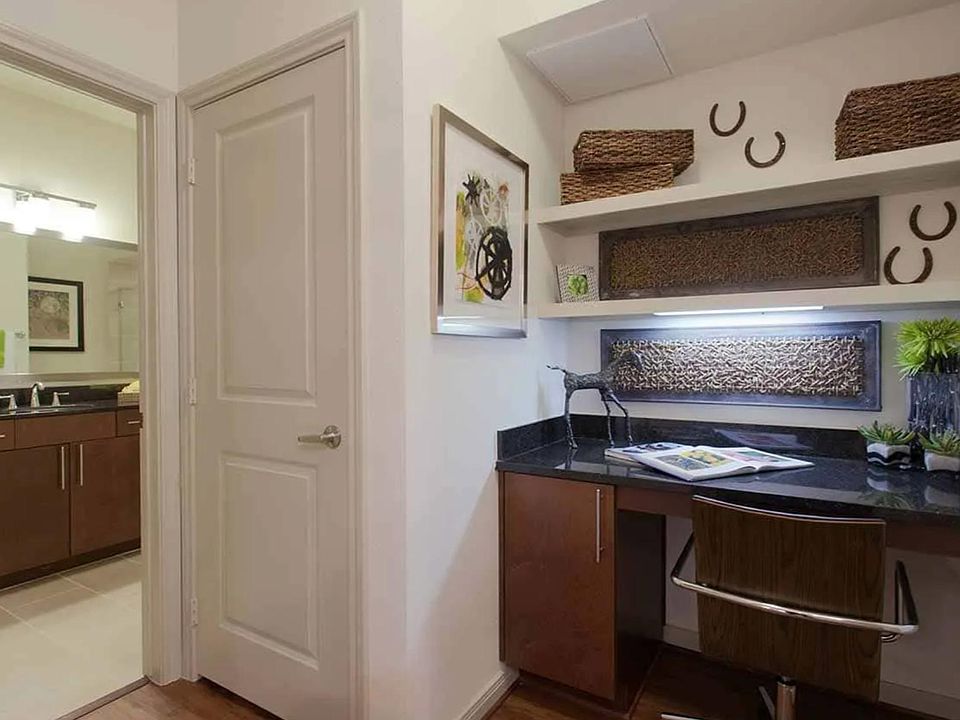 1330 Shore District Dr Austin, TX, 78741 Apartments for Rent Zillow