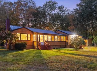 16 Sharon Hill Dr, North Woodstock, NH 03262