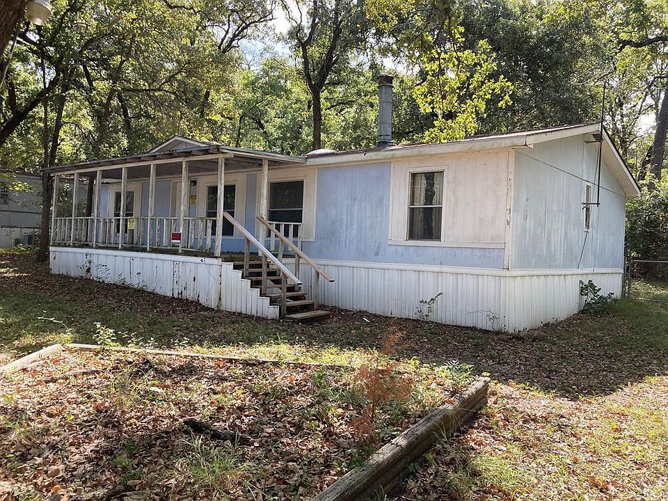 1st image of 711 Oaklanding Cir