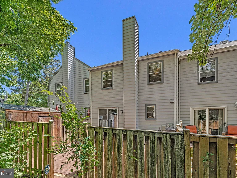 2852 Yarn Ct — Photo 39