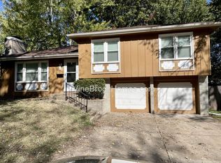 8002 E 93rd Ter, Kansas City, MO 64138
