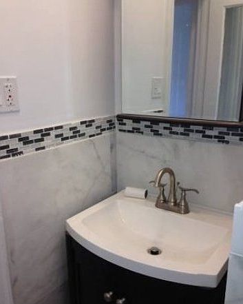 2nd image of 2529 36th St APT 3R