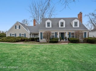 450 W Sunset Rd, Barrington, IL 60010