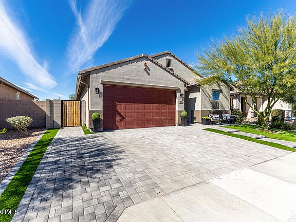 3rd image of 25130 N 133RD Avenue