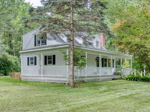 13 Oaklawn Drive, Barkhamsted, CT 06063
