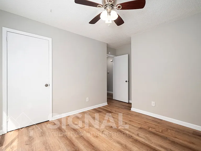 3037 Apple Valley Ln — Photo 18