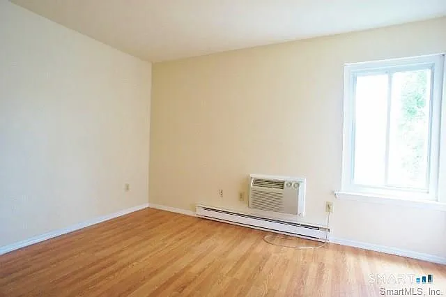 16 Glenwood Ave #7 — Photo 6