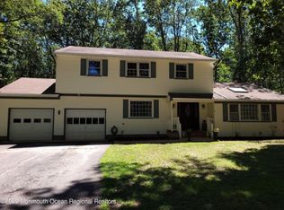 39 Back Bone Hill Rd, Millstone Township, NJ 08510