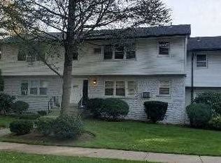 23-12 Howard Ave APT D, Fair Lawn, NJ 07410
