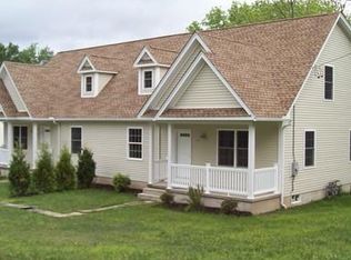 13 Potwine Ln, Amherst, MA 01002