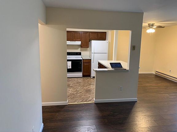 2nd image of 7475 Woodview St APT 1