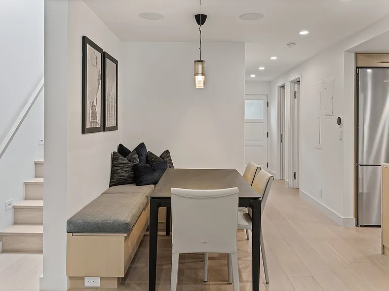800 E Hopkins Ave #B5 — Photo 11