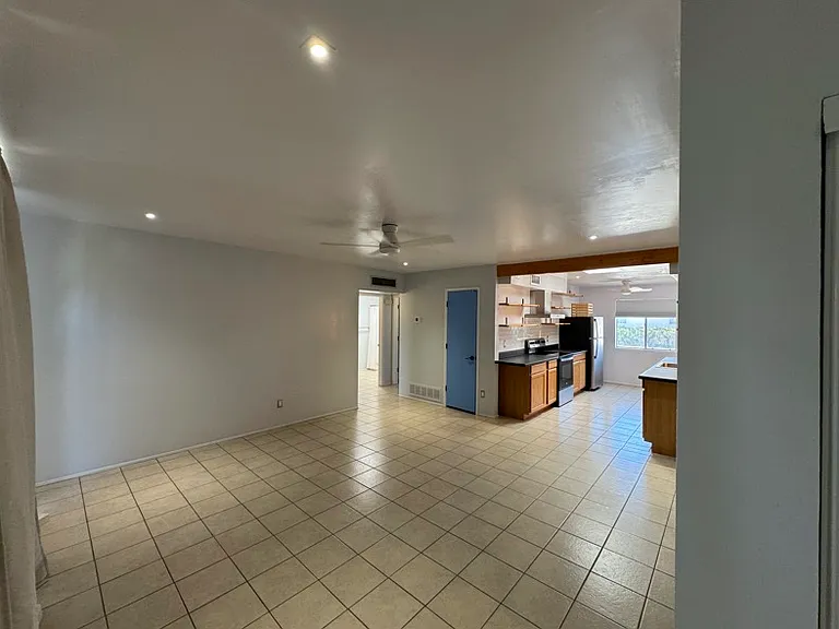654 N Richey Blvd — Photo 8