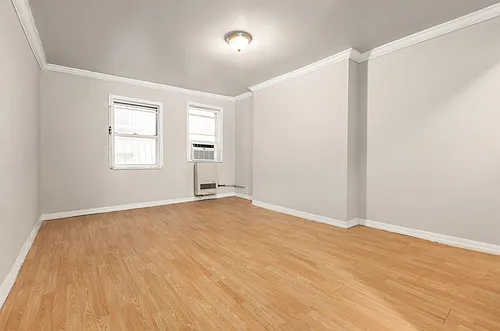 222 1st Ave #2D Photo 1 222 1st Ave #2D Photo 1