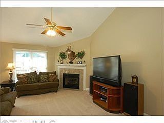 3rd image of 193 Shady Grove Ln