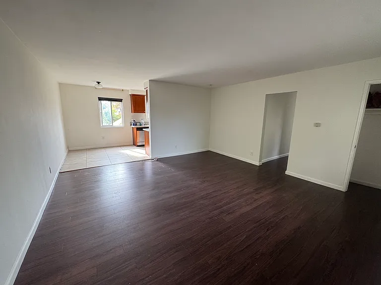 5401 W Olympic Blvd #3 — Photo 4