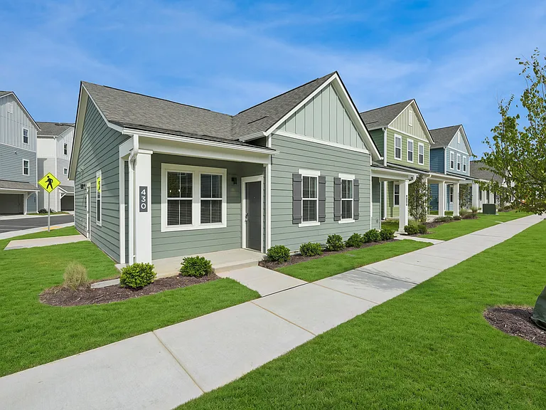 Hamlet Quail Crossing - Homes for Rent — Photo 2