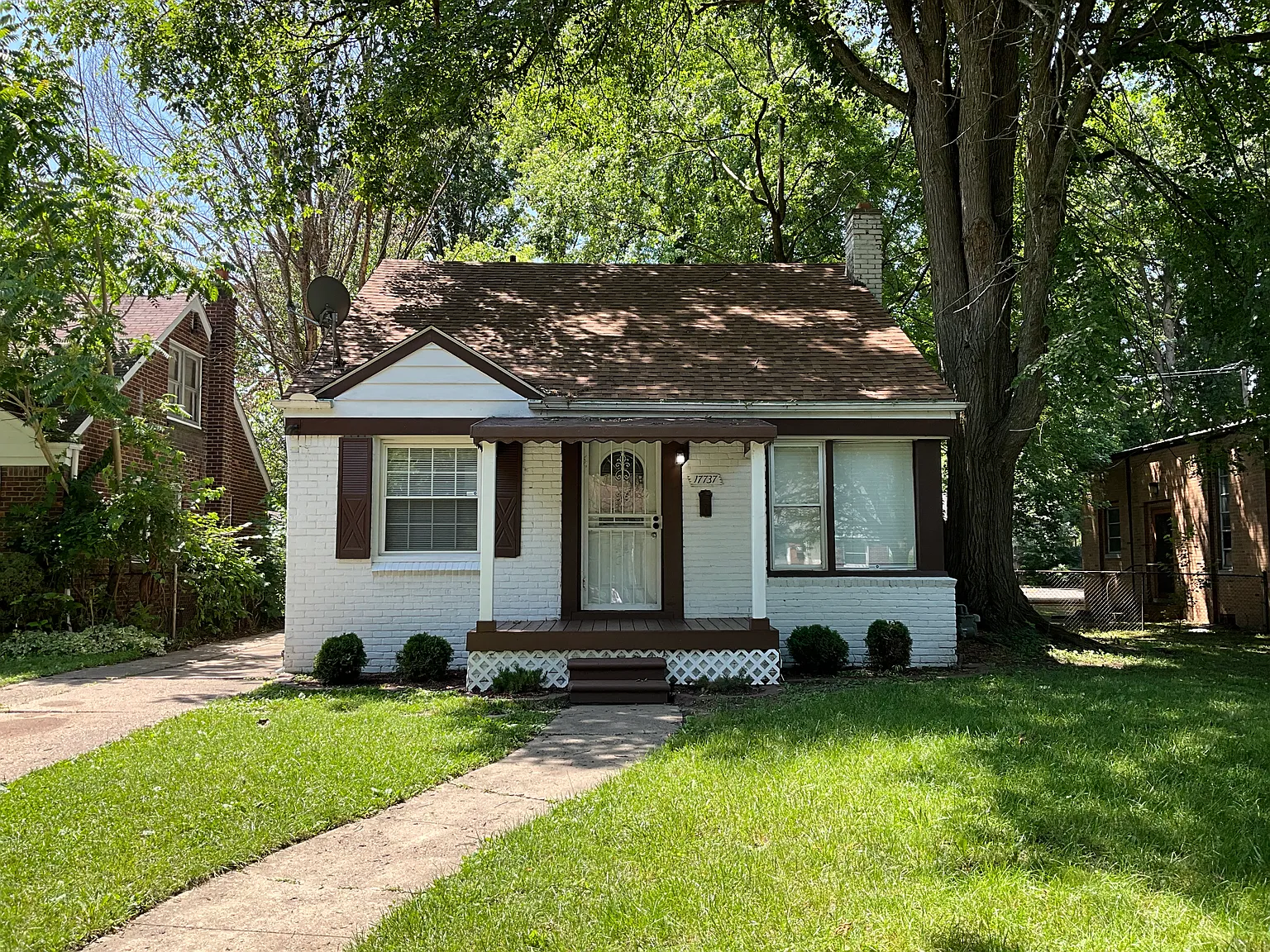 4 bed, 1300 sqft, $1,550 — Photo 1