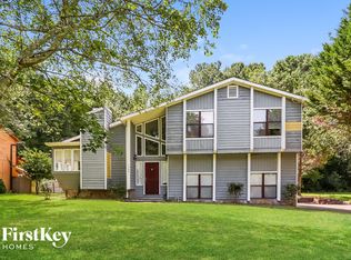 1705 Clearstone Dr, Lithia Springs, GA 30122