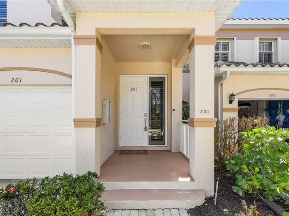 9060 Palmas Grandes Blvd APT 201, Bonita Springs, FL 34135